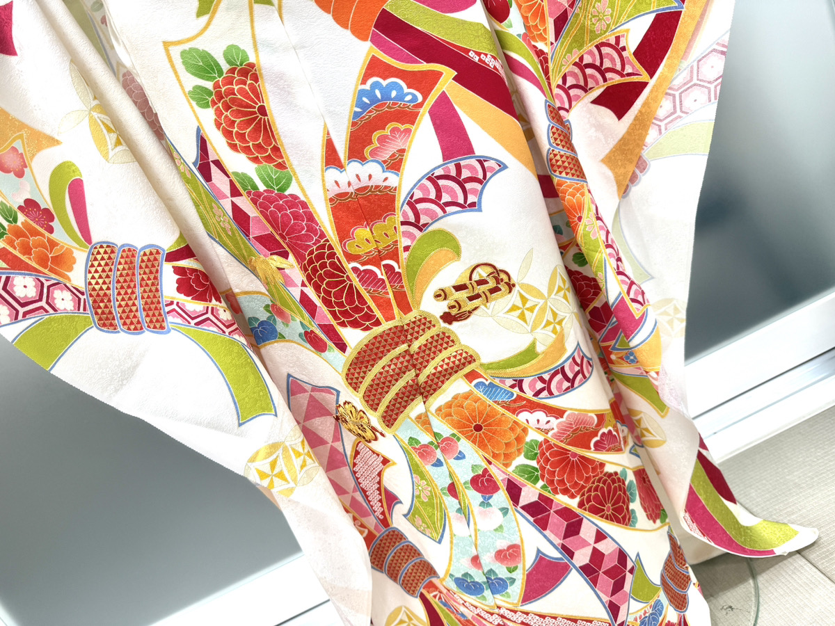 振袖の吉祥柄イメージ